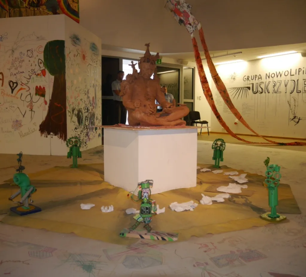 Spotkanie podsumowujące projekt Uskrzydleni Grupy Nowolipie, prowadzonej przez Pawła Althamera + premiera katalogu oraz filmu o wystawie