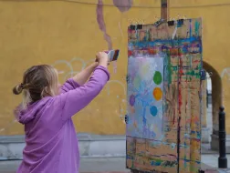 Майстерня на пагорбі | Sztuki wizualne