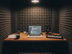 pom_nagr
