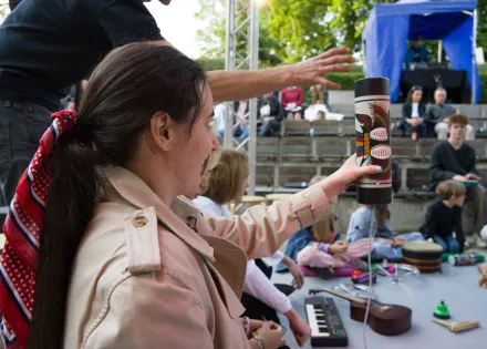 akcje performatywne 10